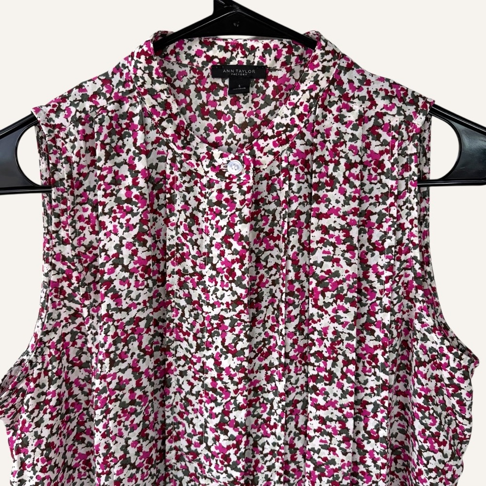 Ann Taylor - Floral Romantic Sleeveless Feminine Button Up Flowy  Size S - Picture 4 of 9